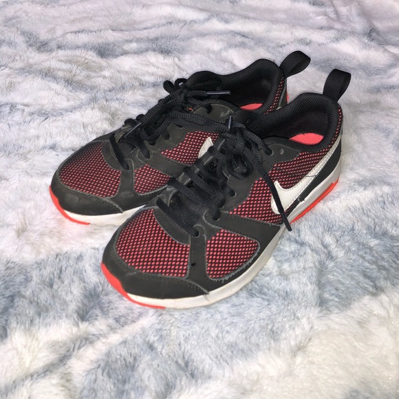 Nike air max shoes - Picture 1 of 8
